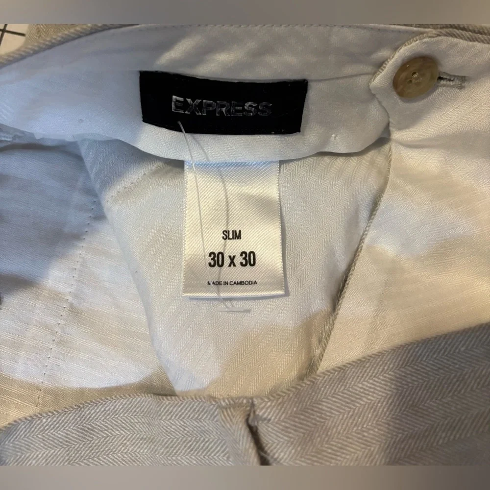 NWOT Express Men’s Size 30/30 Beige Slim Fit‎ Linen Blend Pants